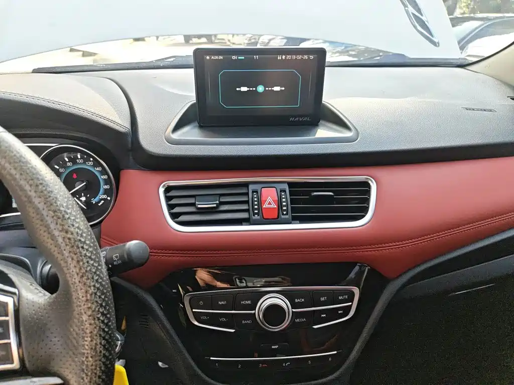 Haval H1 2016 — фото 10