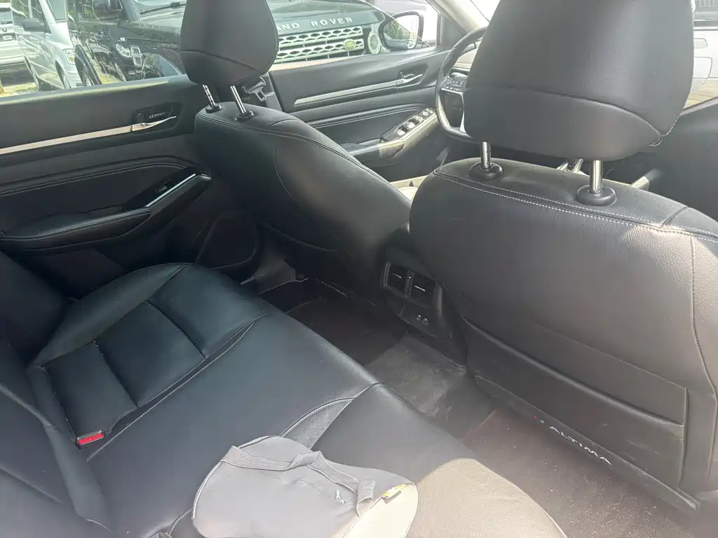 Nissan Teana 2021