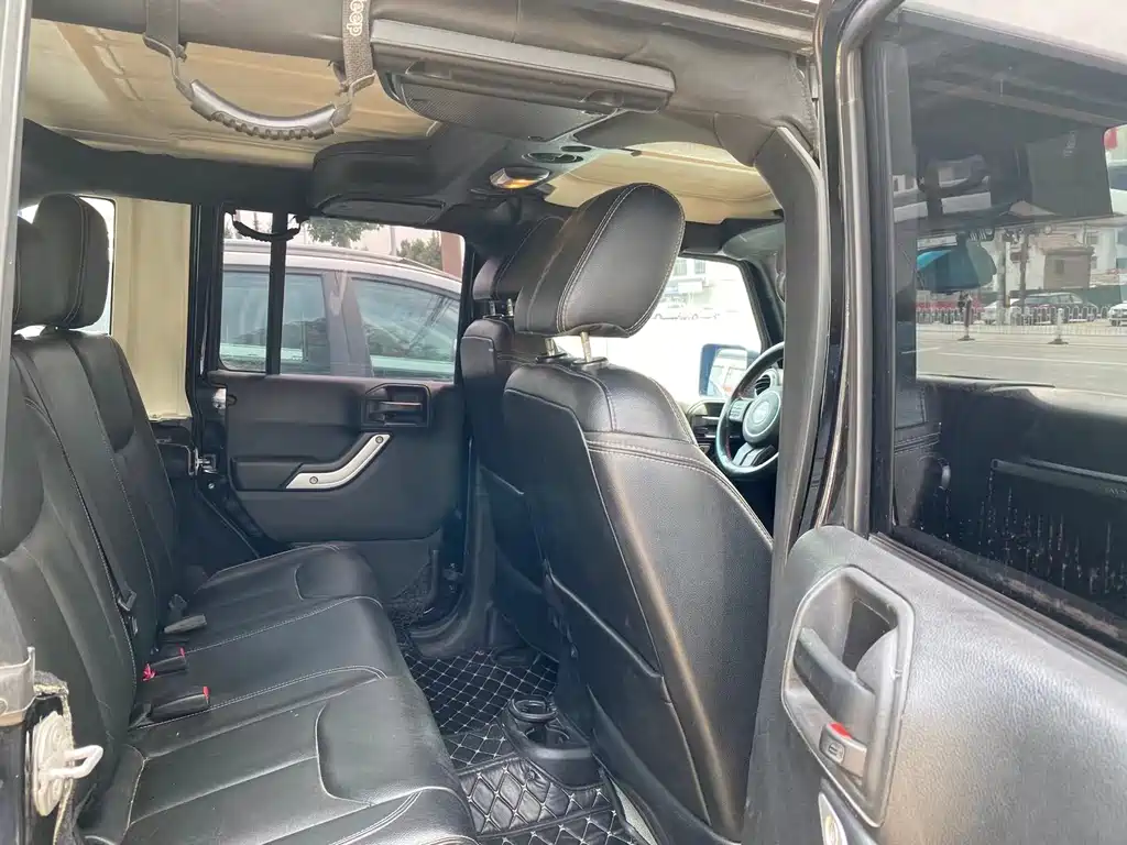 Jeep Wrangler 2015
