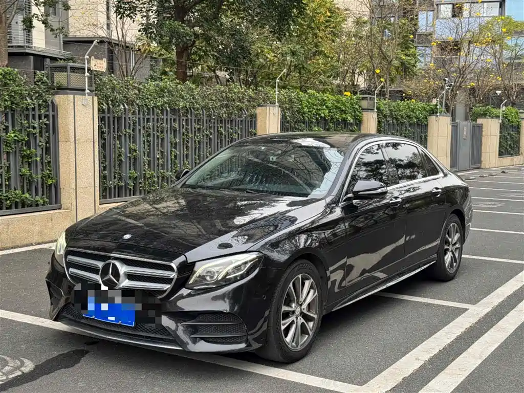 Mercedes-Benz E-Class 2017 — фото 1