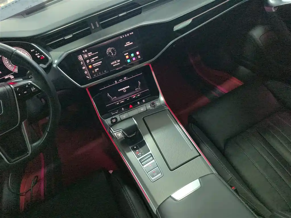 Audi A6L 2023 — фото 13