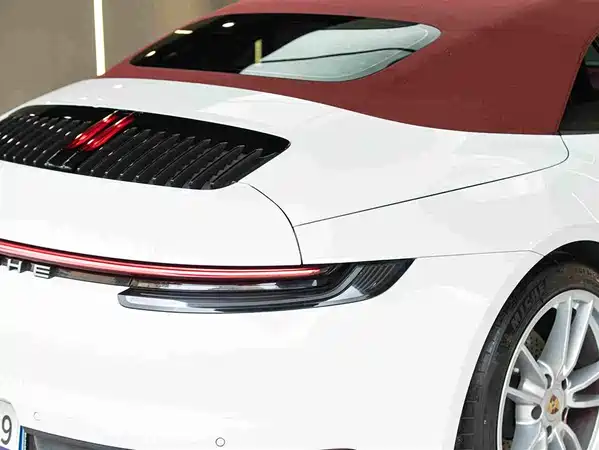 Porsche 911 2023