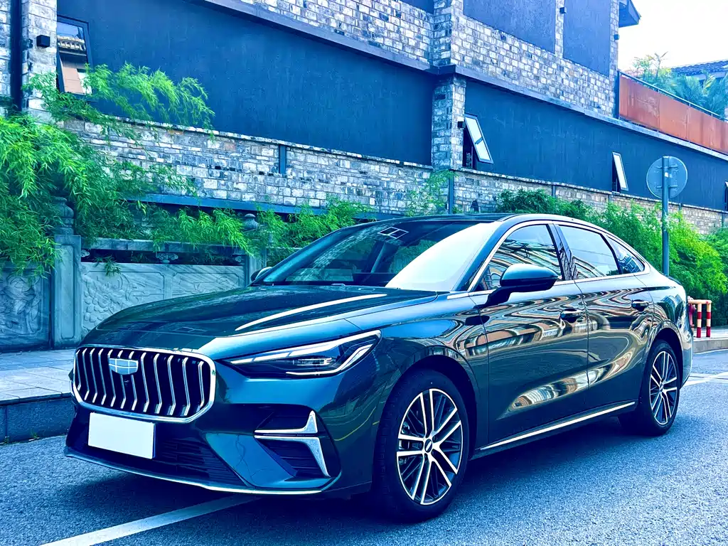 Geely Emgrand 2026