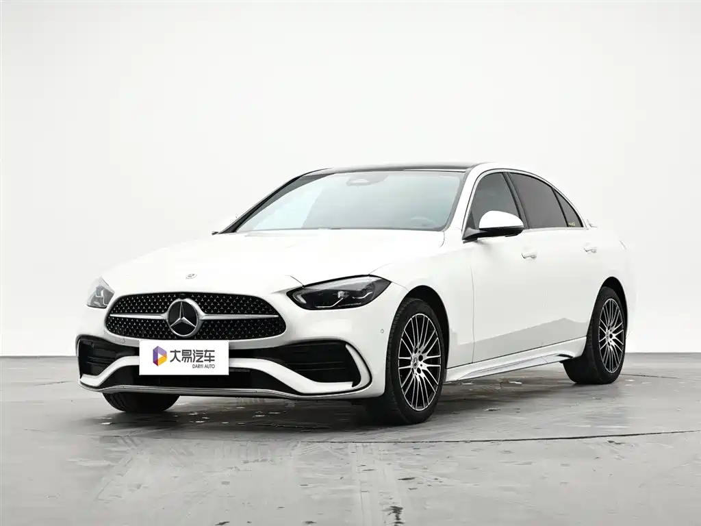 Mercedes-Benz C-Class 2024 — фото 1