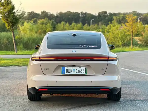 NIO ET5 2025