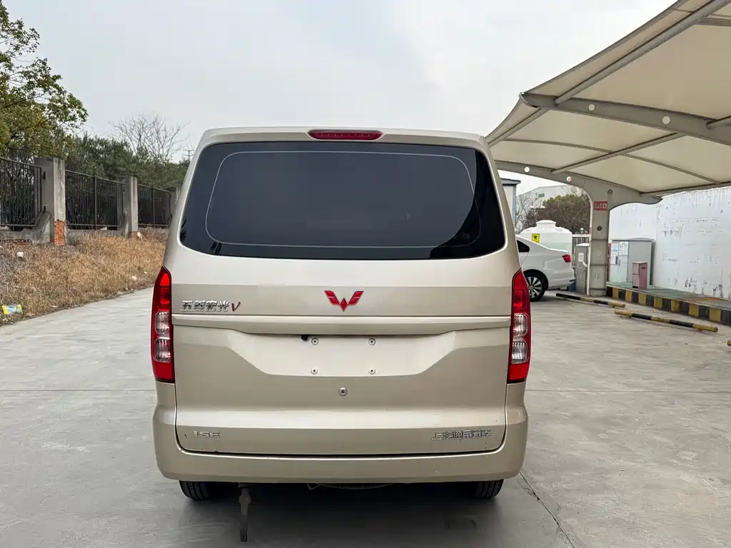 Wuling Hongguang V 2022 — фото 9