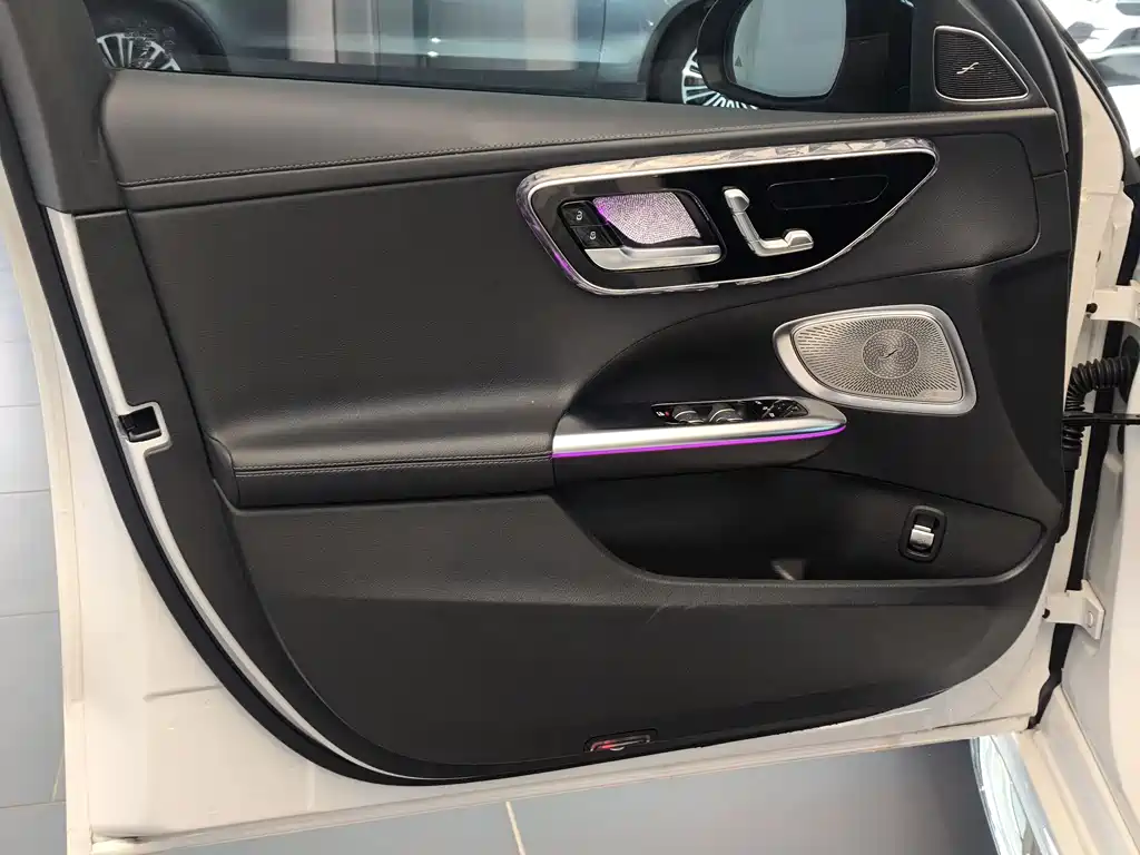 Mercedes-Benz C-Class 2021