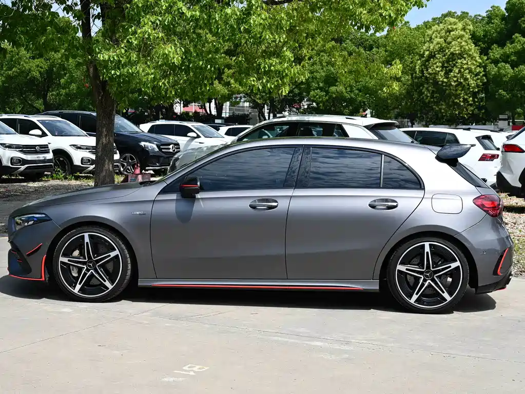 Mercedes-Benz A-Class AMG 2024 — фото 3