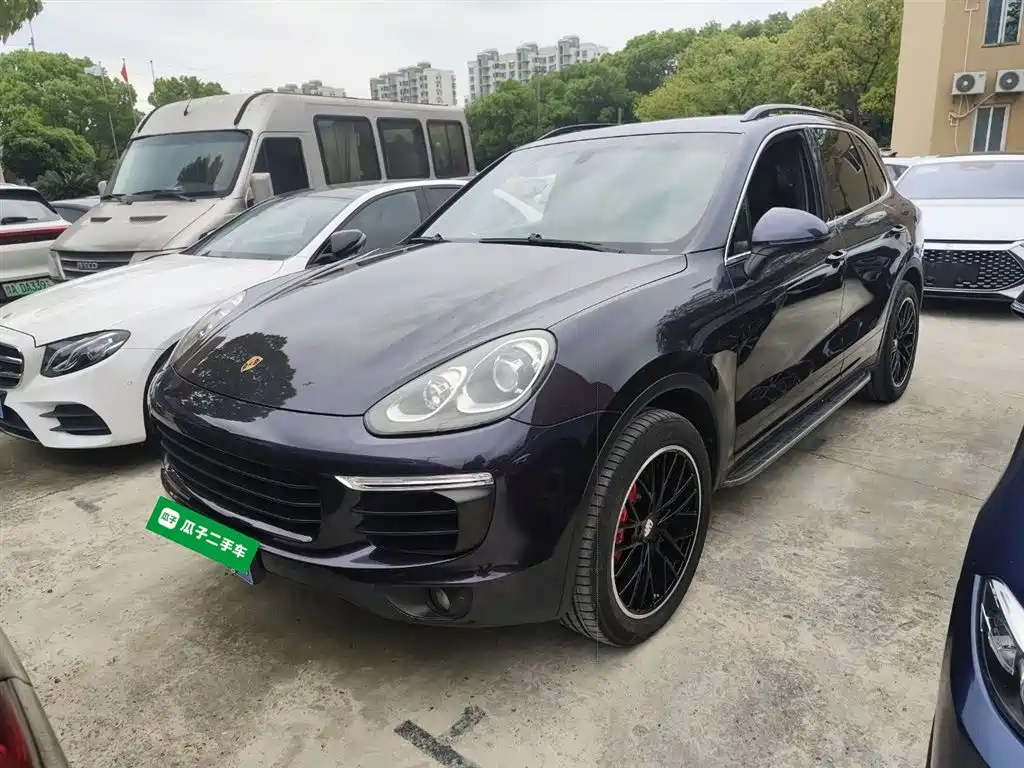 Porsche Cayenne 2017 — фото 2