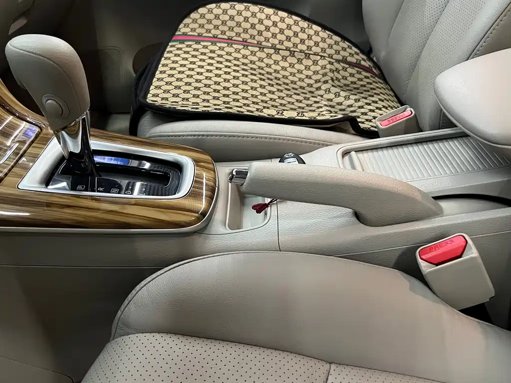 Nissan Sylphy 2015 — фото 13