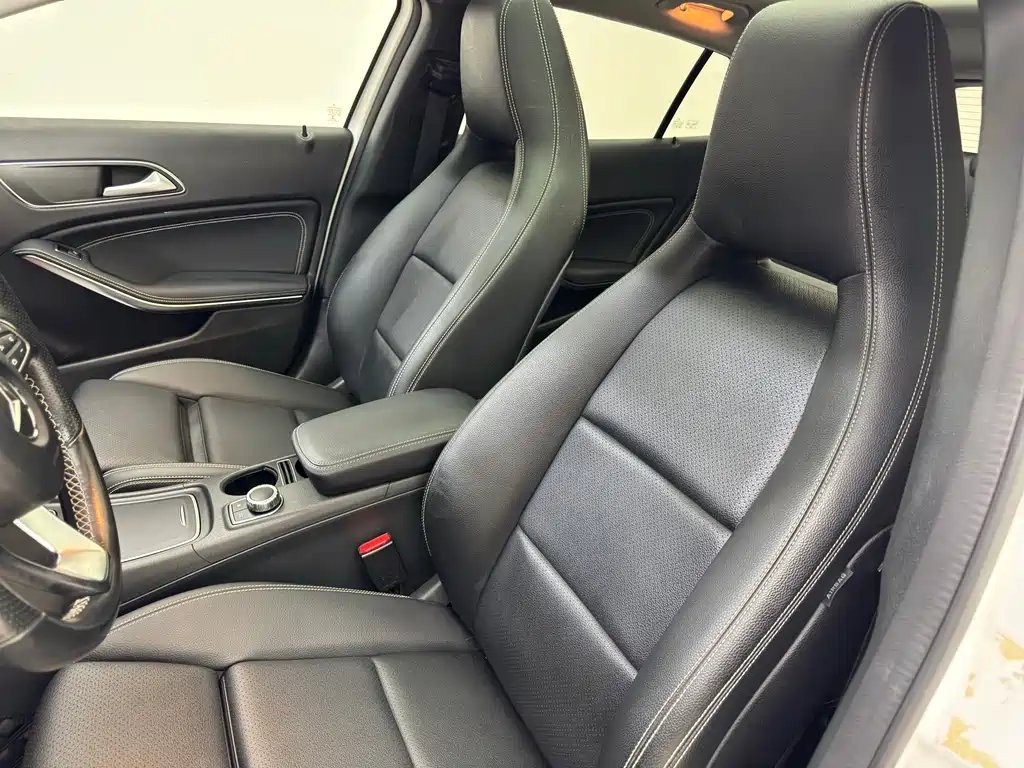 Mercedes-Benz GLA 2017 — фото 12