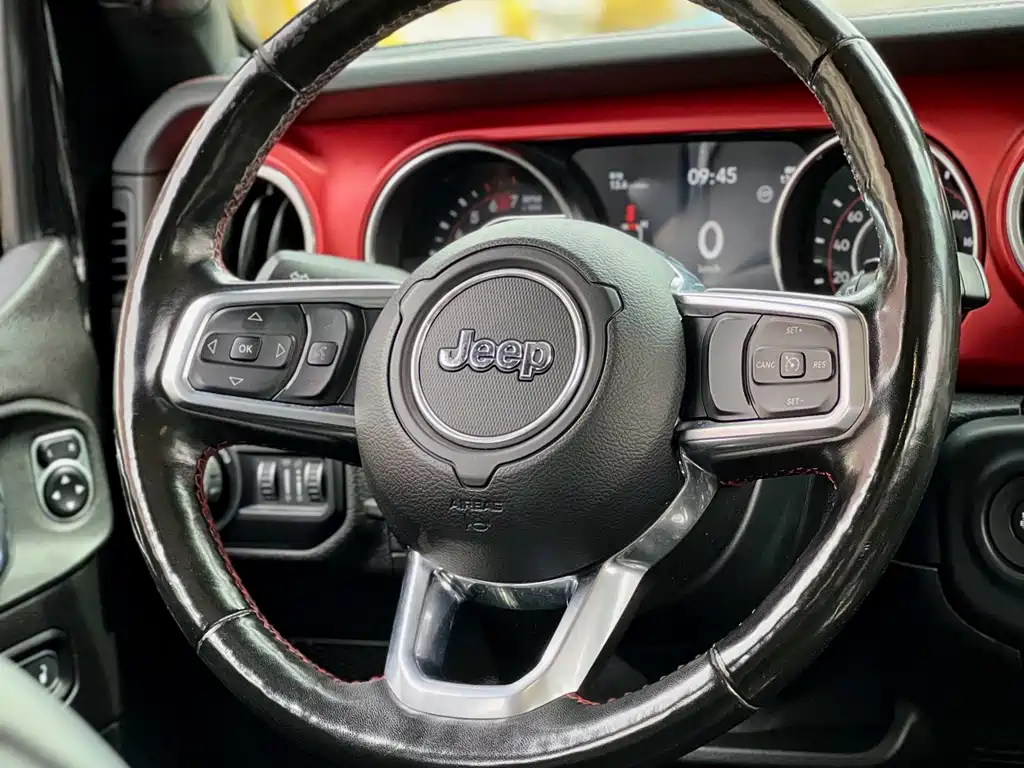 Jeep Wrangler 2019 — фото 13