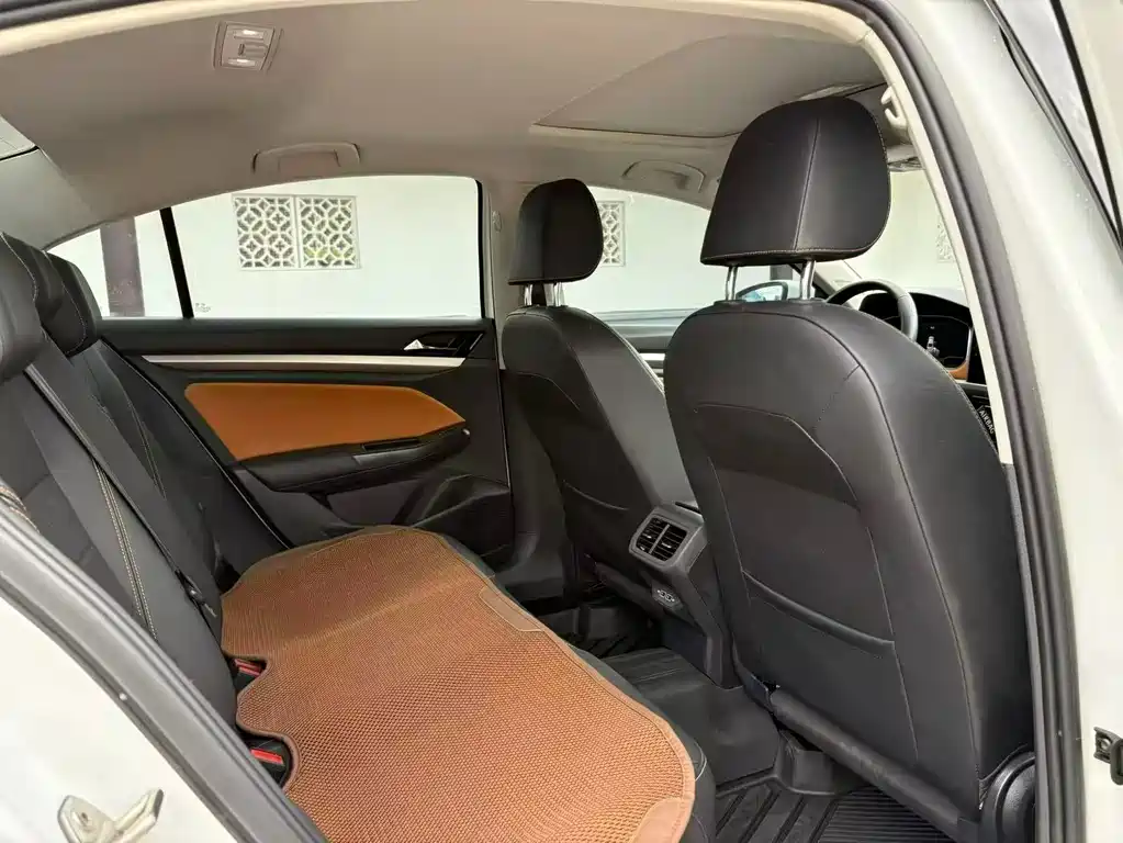 Volkswagen Bora 2024