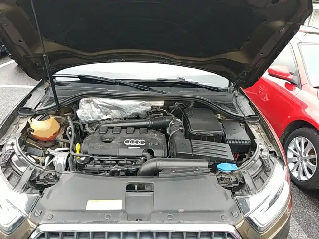 Audi Q3 2015 — фото 20