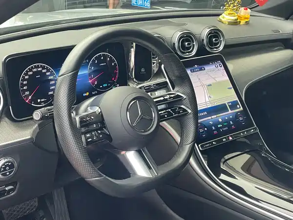Mercedes-Benz C-Class 2023