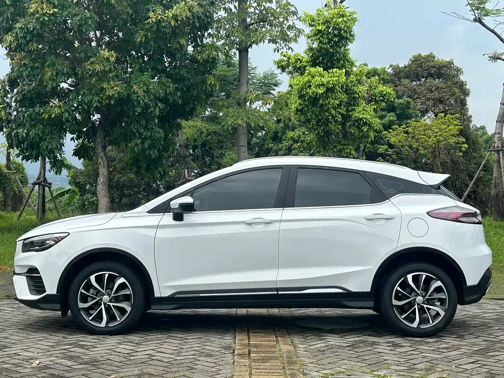 Geely Emgrand S 2022 — фото 22