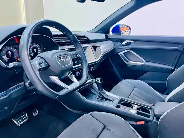 Audi Q3 2021