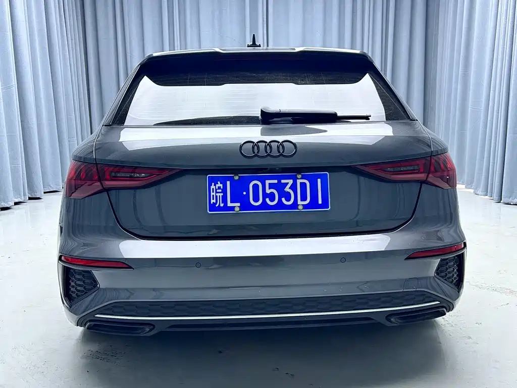 Audi A3 2023 — фото 19