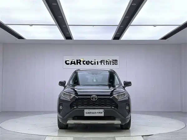 Toyota RAV4 2022