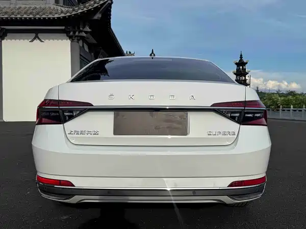 Skoda Superb 2023