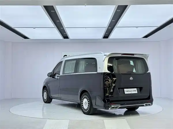 Mercedes-Benz Vito 2023