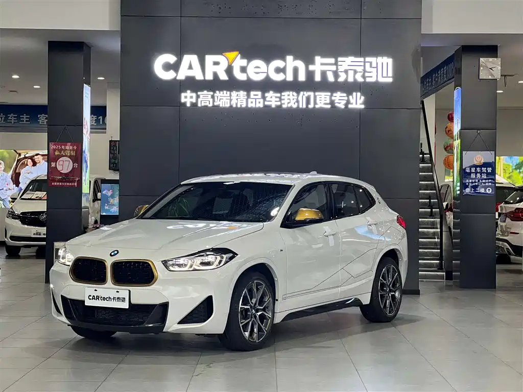 BMW X2 2023 — фото 1