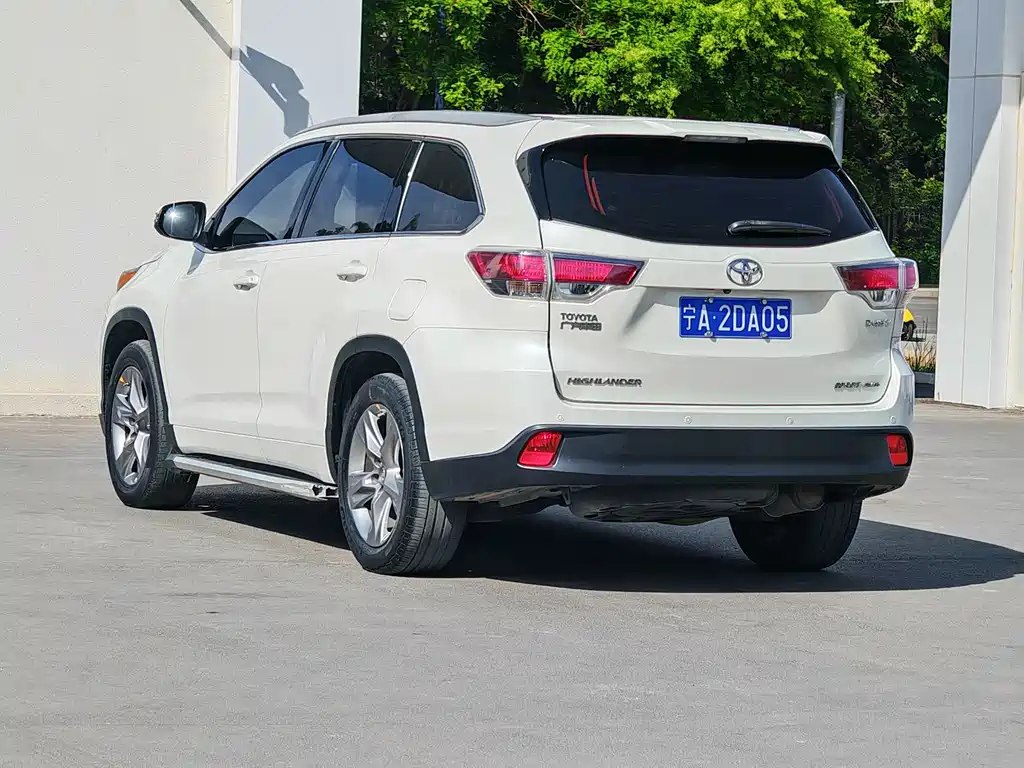 Toyota Highlander 2017 — фото 9
