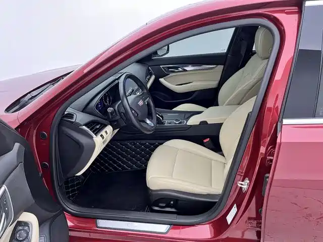 Cadillac CT5 2020 — фото 24