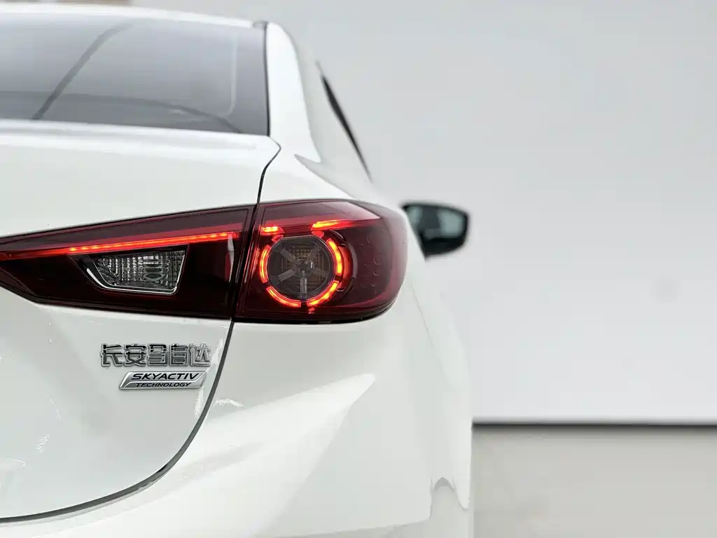 Mazda 3 Angkesela 2018 — фото 15