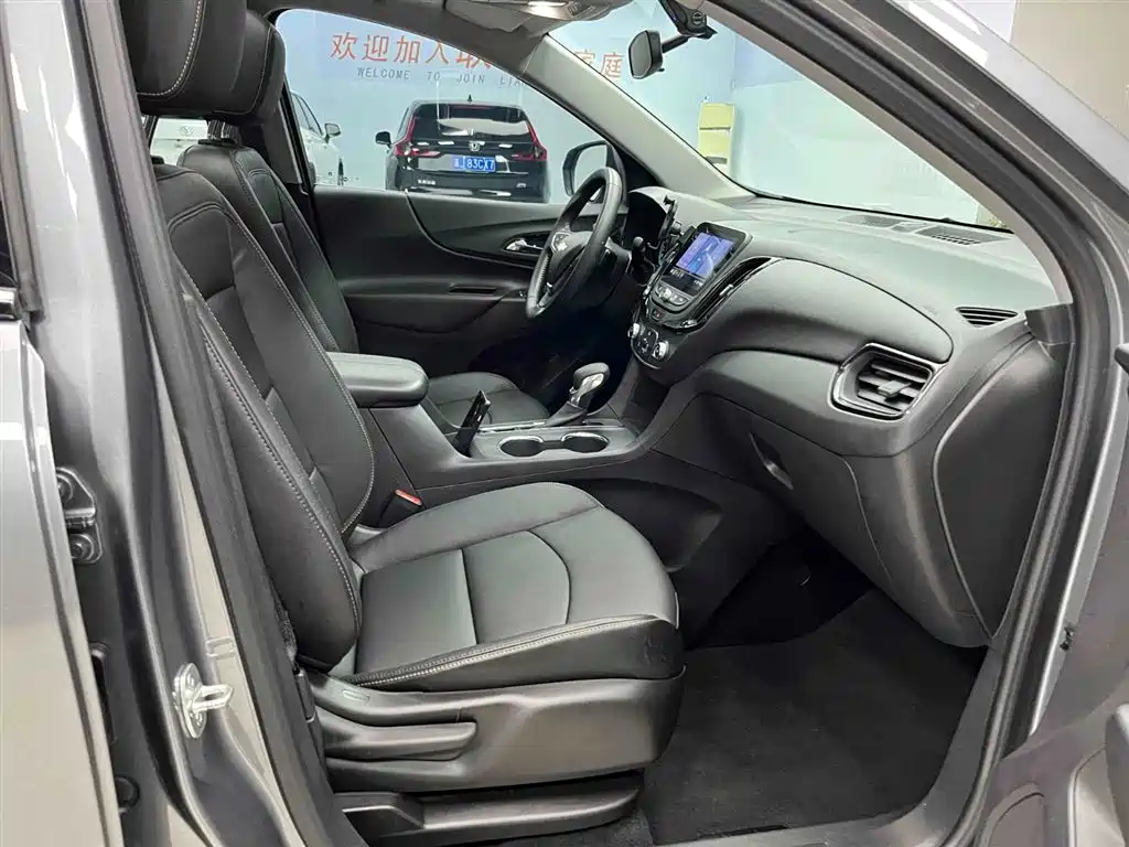 Chevrolet Equinox 2022 — фото 13