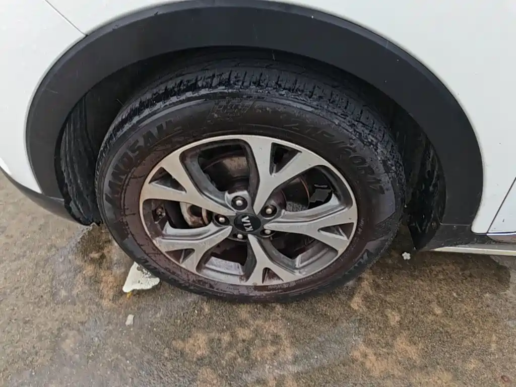 Kia KX3 2019 — фото 23