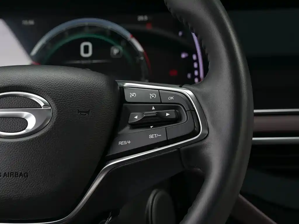 GAC Motor Trumpchi M6 2023 — фото 15