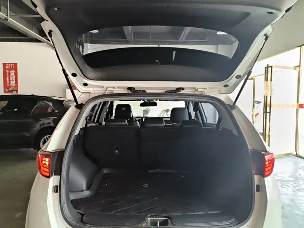 Kia KX5 2016 — фото 19