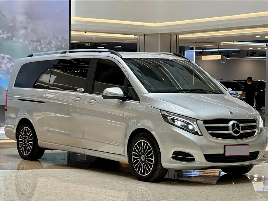 Mercedes-Benz V-Class 2020 — фото 5