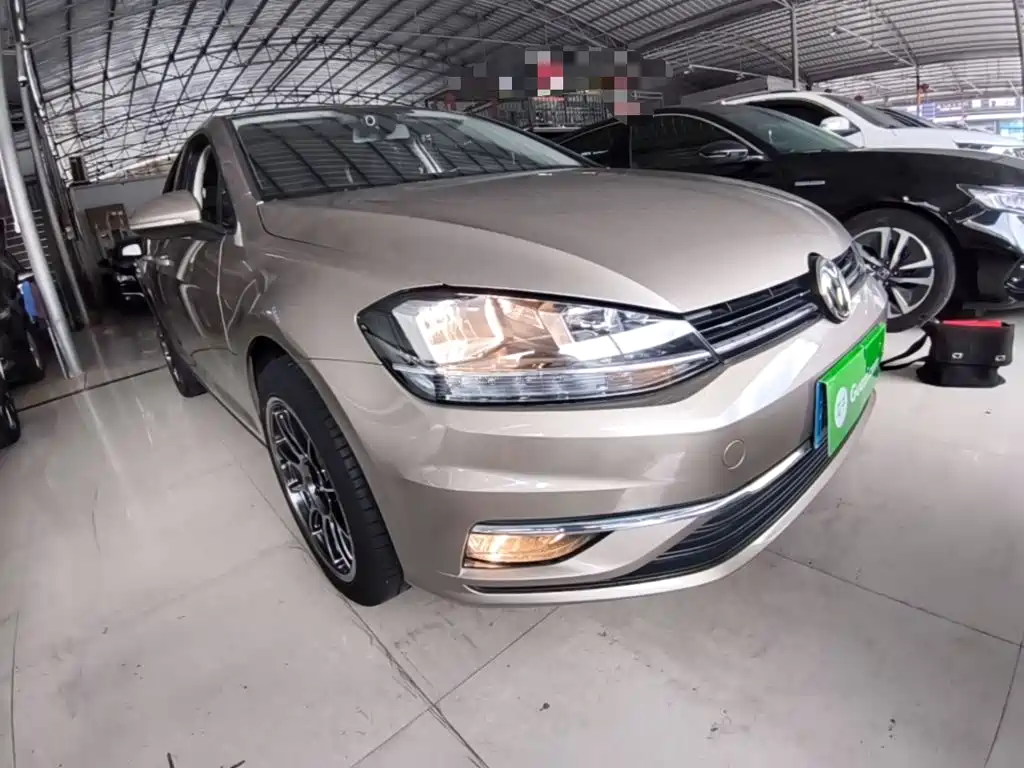 Volkswagen Golf 2020