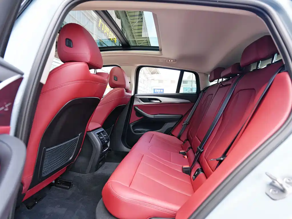 BMW X4 2022 — фото 12
