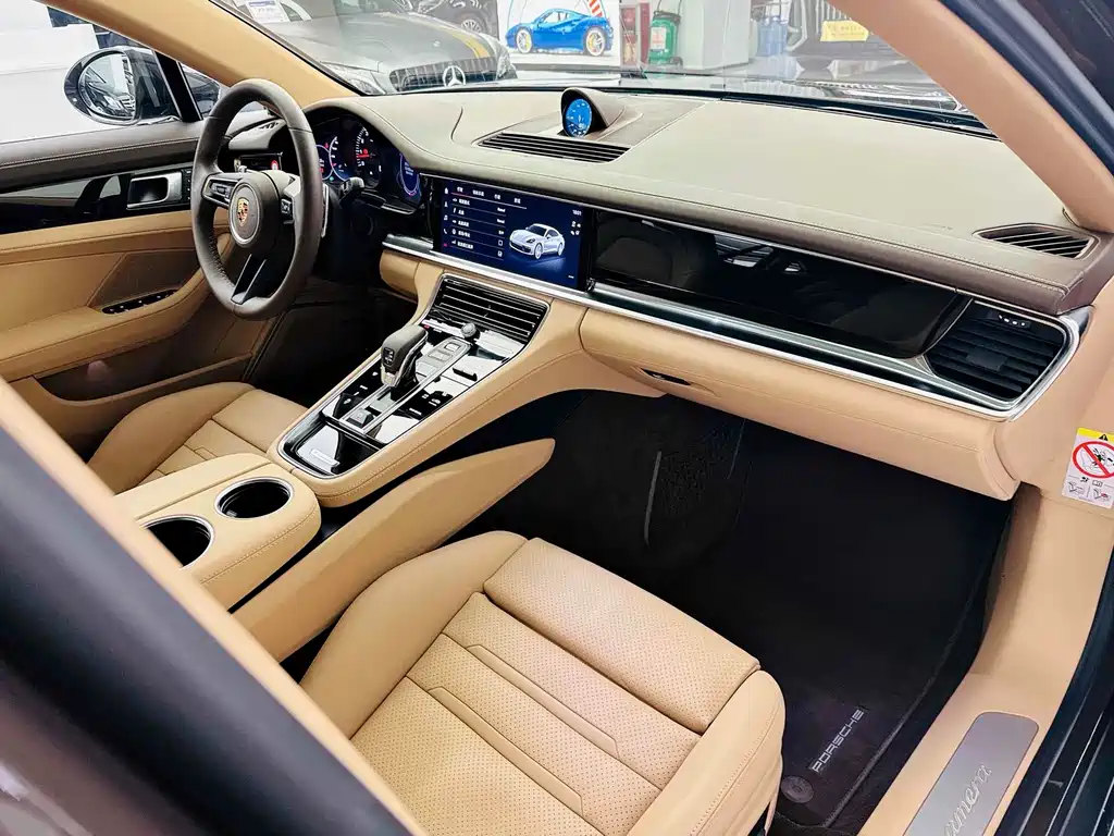 Porsche Panamera 2022 — фото 17