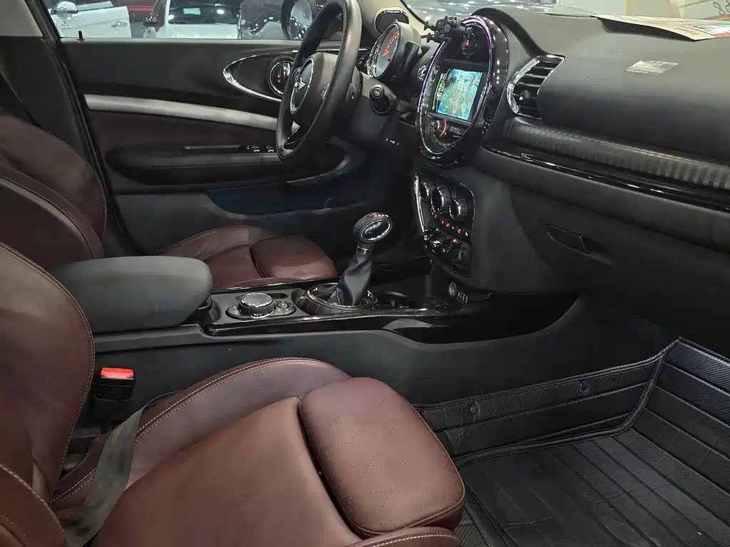 MINI Clubman 2016 — фото 10