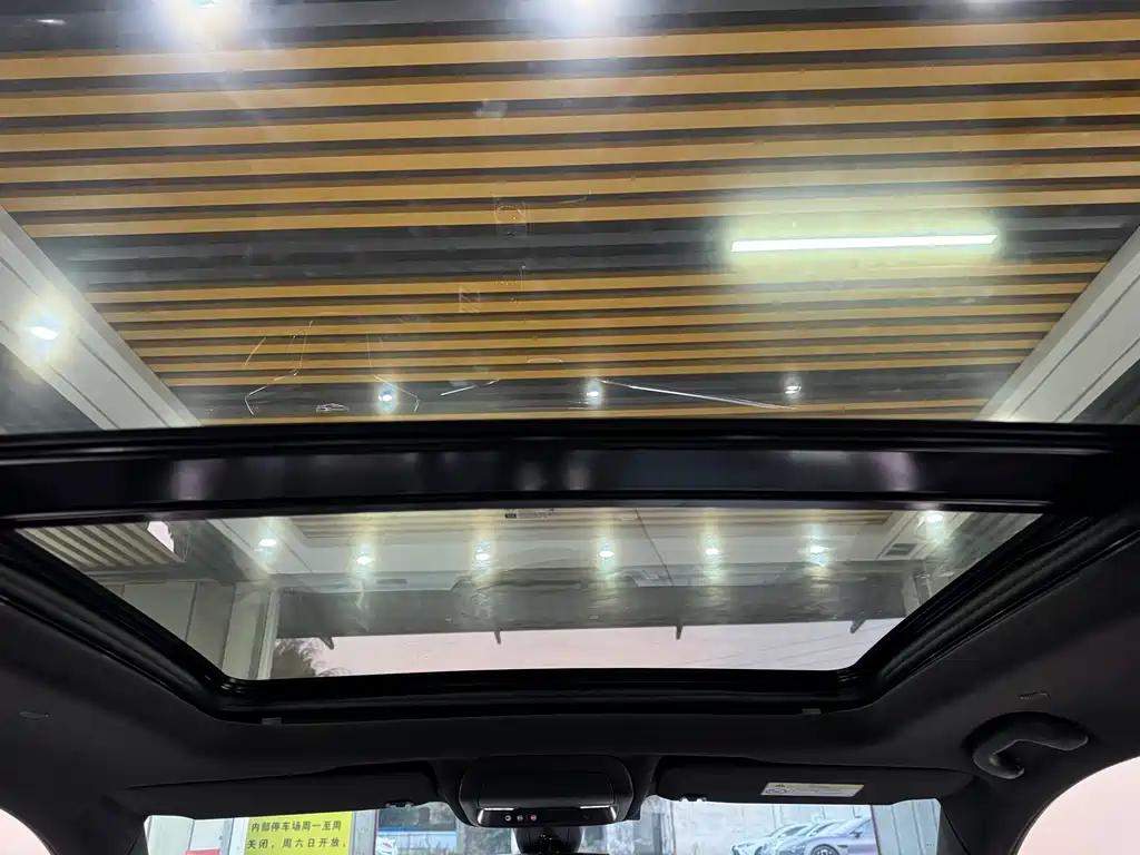 Cadillac XT5 2022 — фото 17
