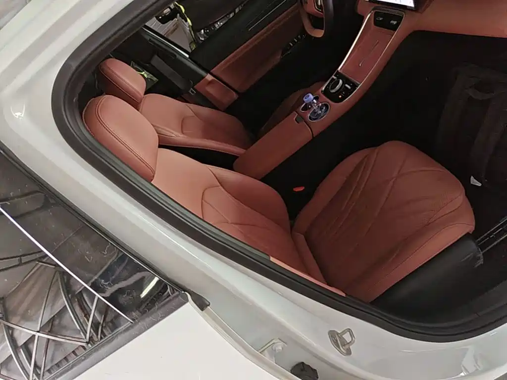Geely Galaxy L6 2025 — фото 25