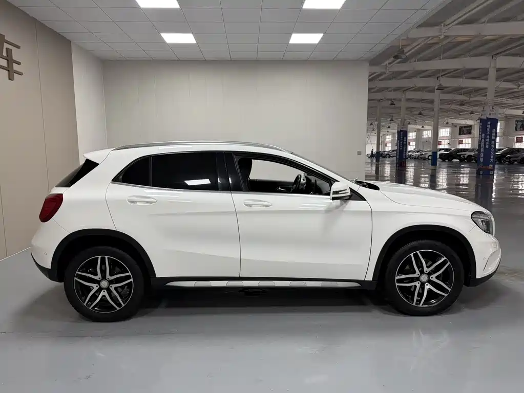 Mercedes-Benz GLA 2017 — фото 8