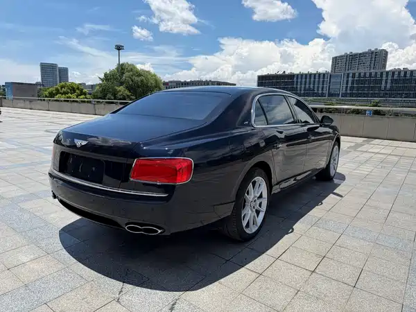 Bentley Flying Spur 2018