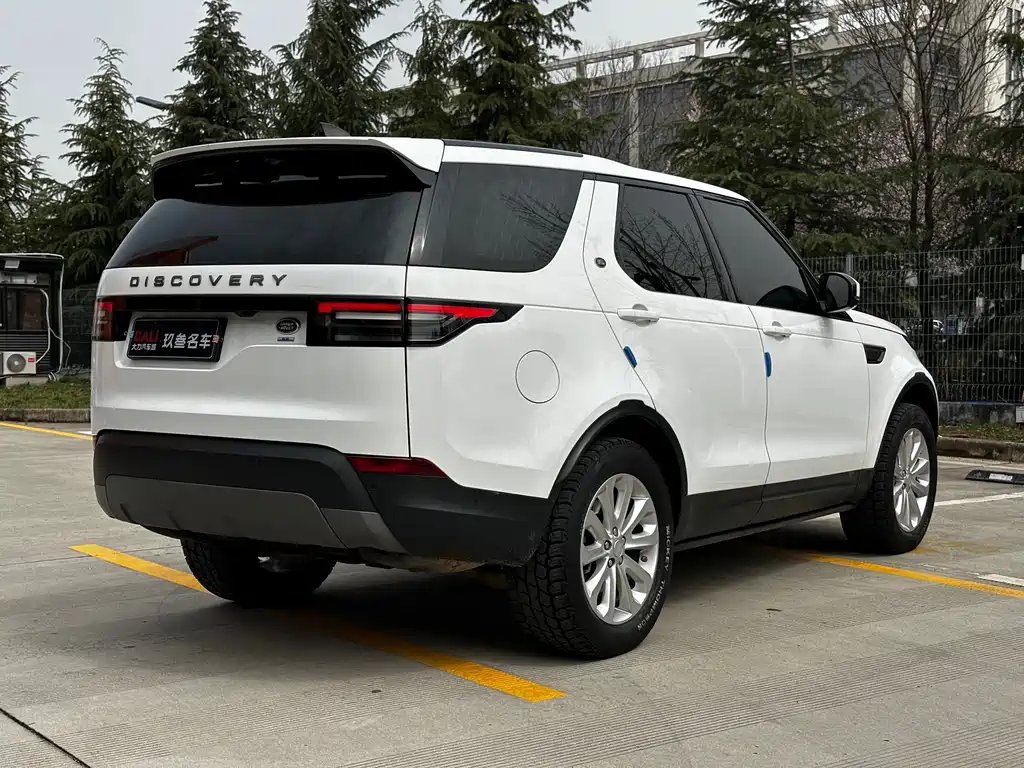 Land Rover Discovery 2019 — фото 10