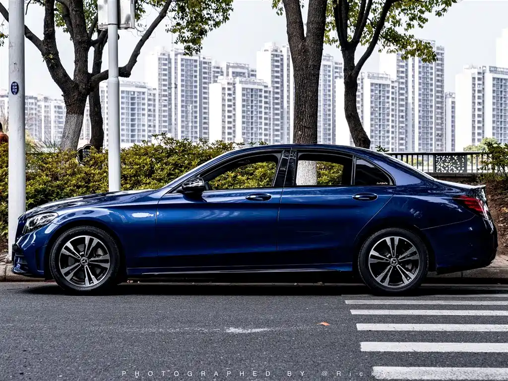 Mercedes-Benz C-Class 2019