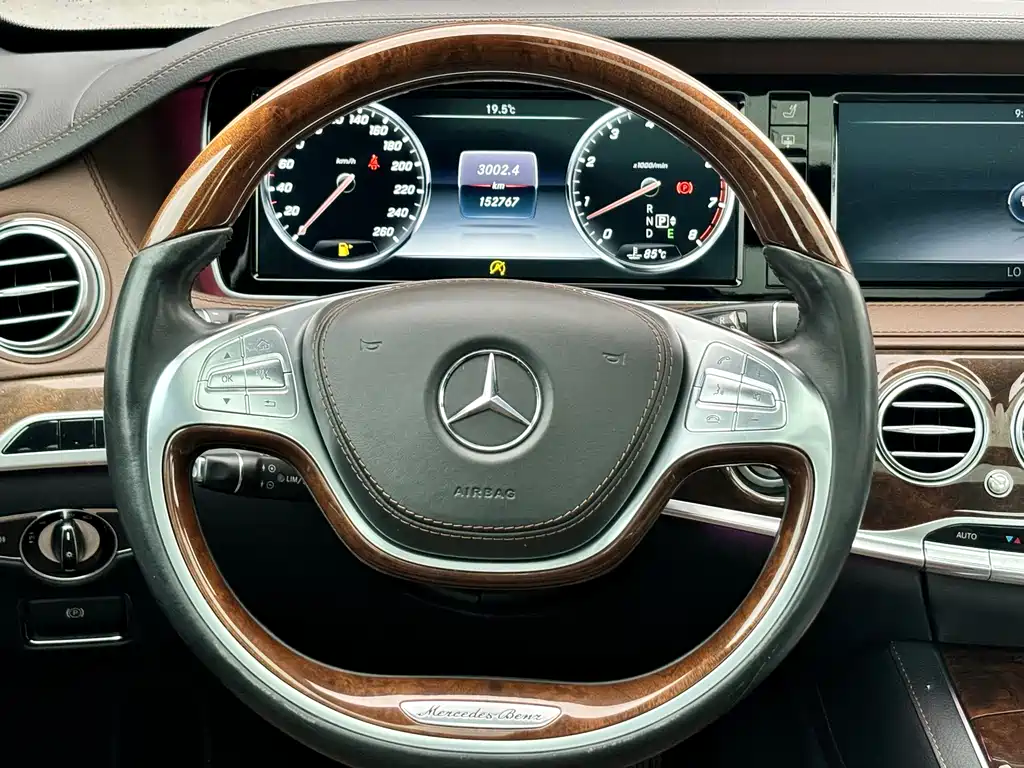 Mercedes-Benz S-Class 2017 — фото 16