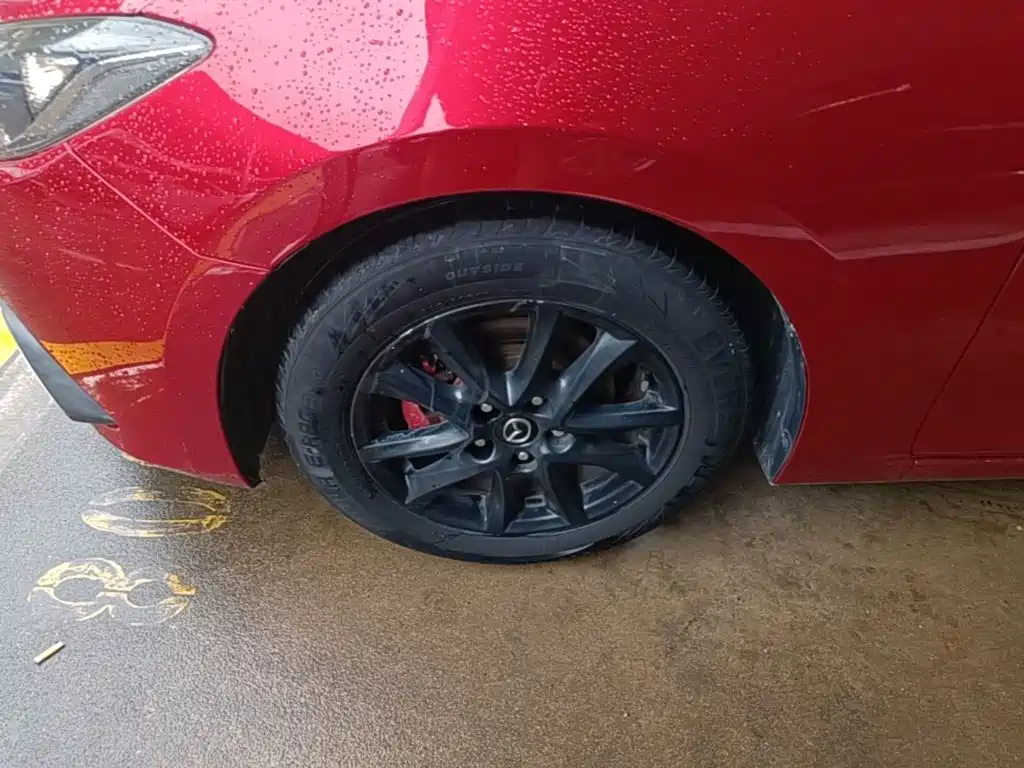 Mazda 3 Axela 2015 — фото 23