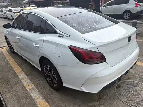 MG MG5 2022