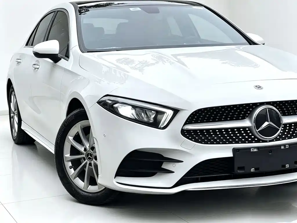 Mercedes-Benz A-Class 2020 — фото 4