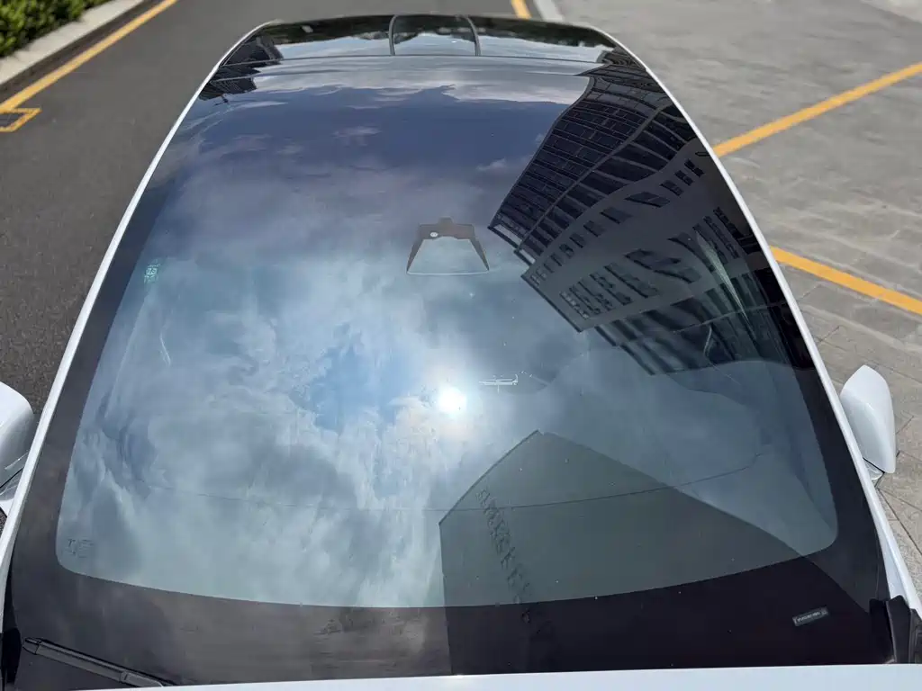 Tesla Model X 2019 — фото 14