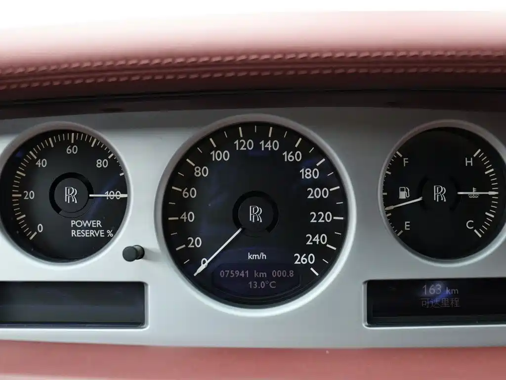 Rolls-Royce Phantom 2013 — фото 19